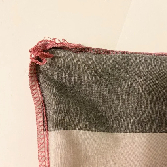 2013 Hello Kitty  Pink and Black Standard Size 29 x 18 inch 1 Piece Pillowcase - Picture 16 of 16